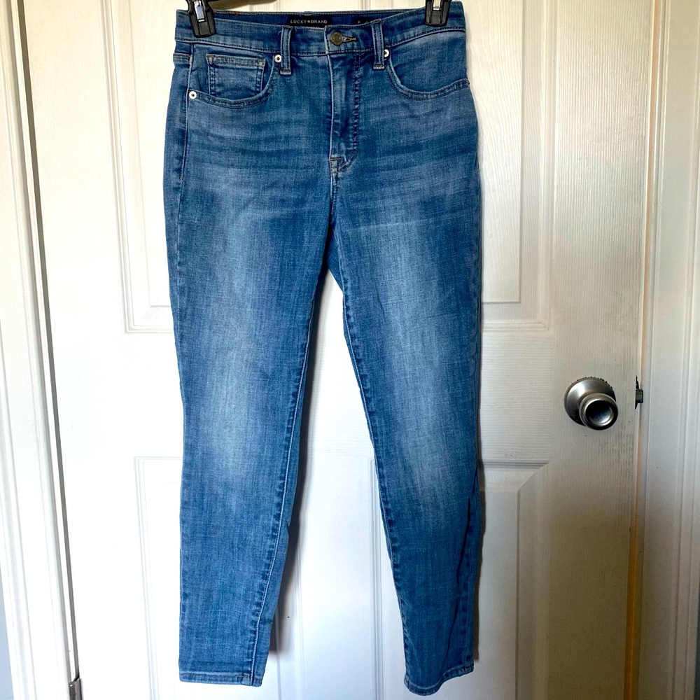 Lucky Brand skinny jeans
